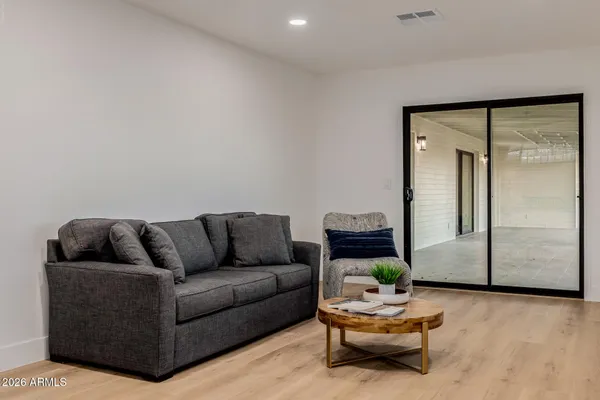 $1,450,000 | 1111 West Townley Avenue, Phoenix, AZ 85021