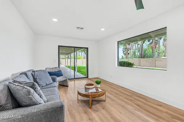 $1,450,000 | 1111 West Townley Avenue, Phoenix, AZ 85021