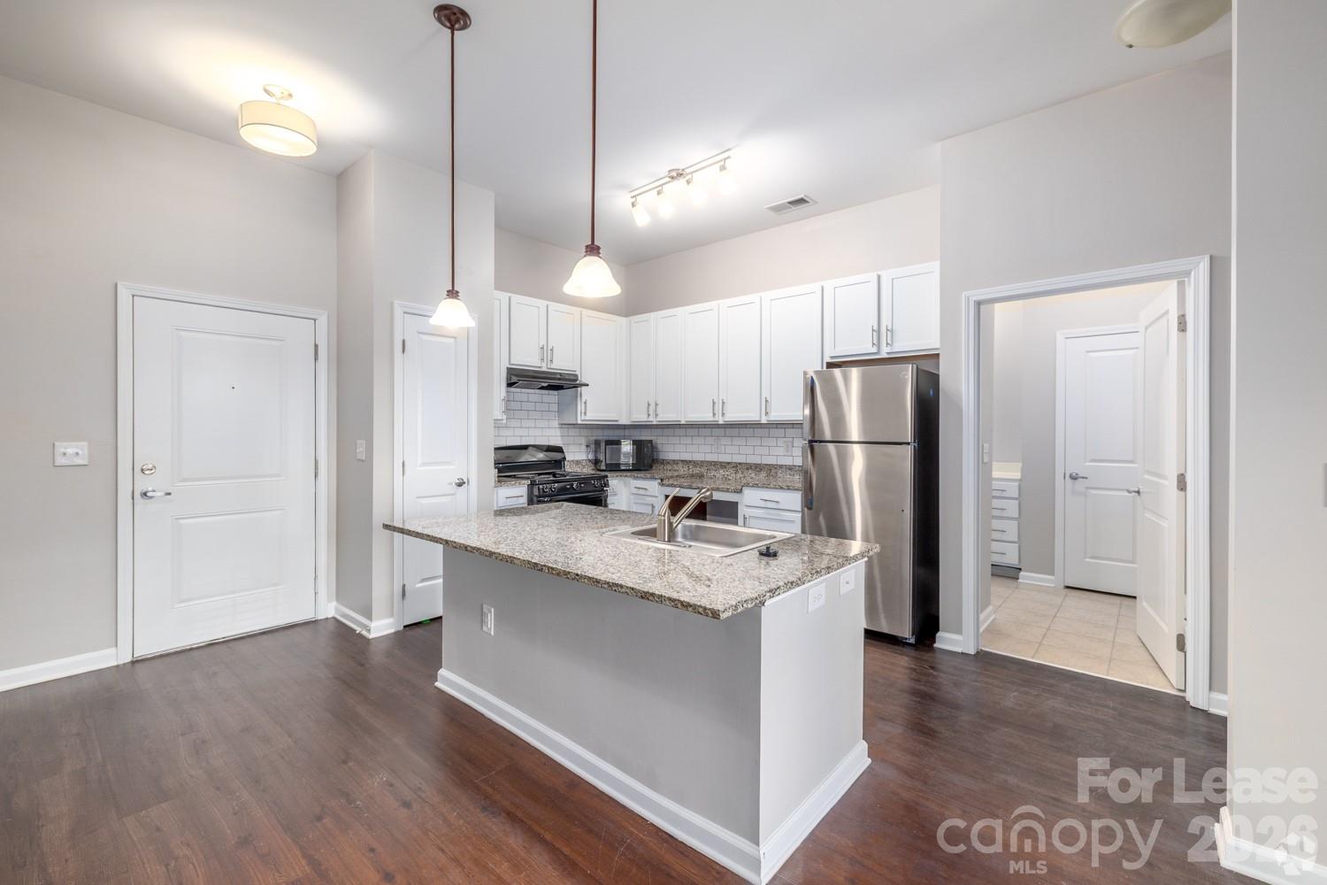4310 Park Road, Unit 106 Charlotte, NC 28209 - Photo 8 of 11