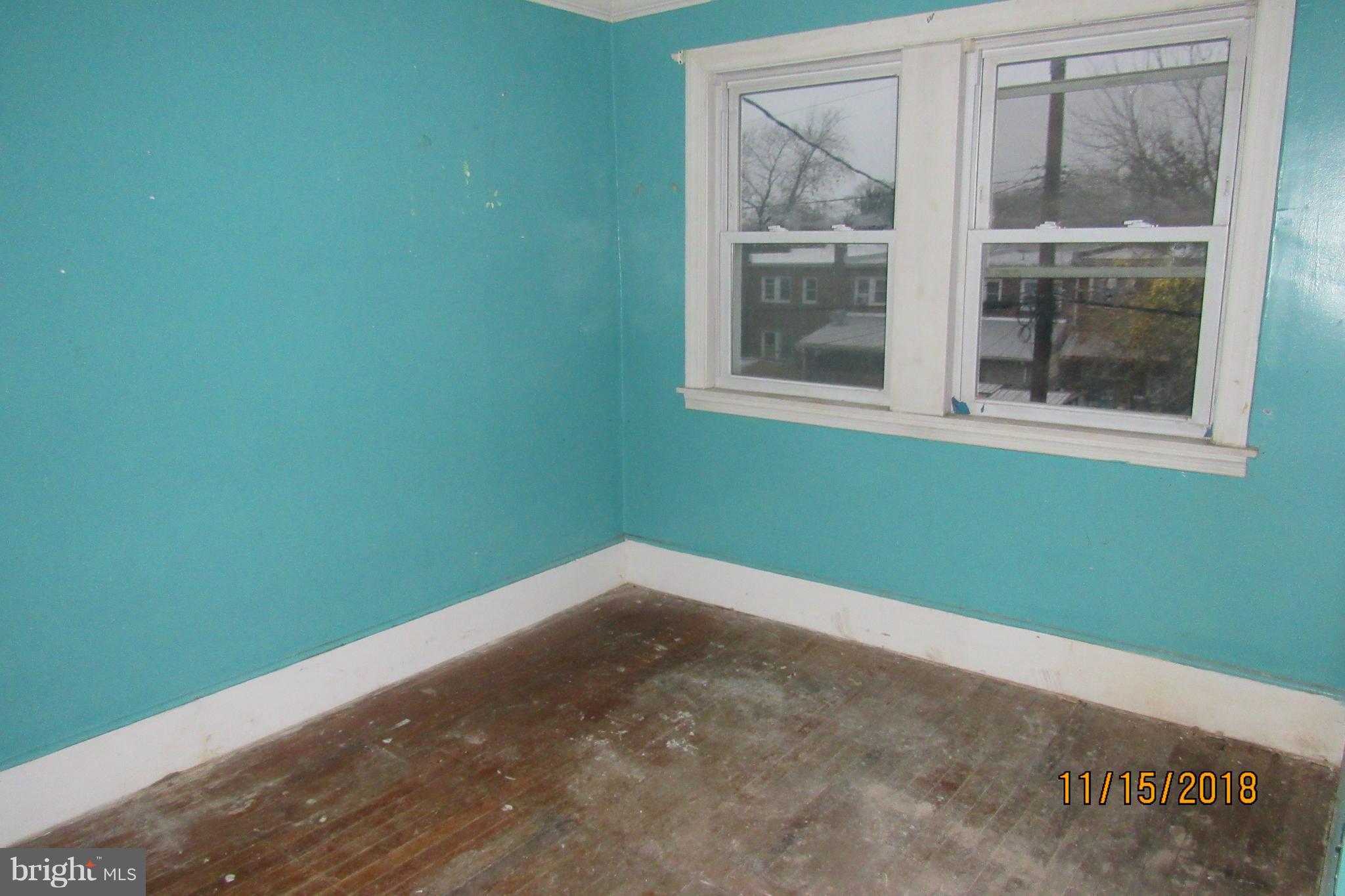 232 West Edgevale Road Brooklyn Park, MD 21225 - Photo 8 of 15