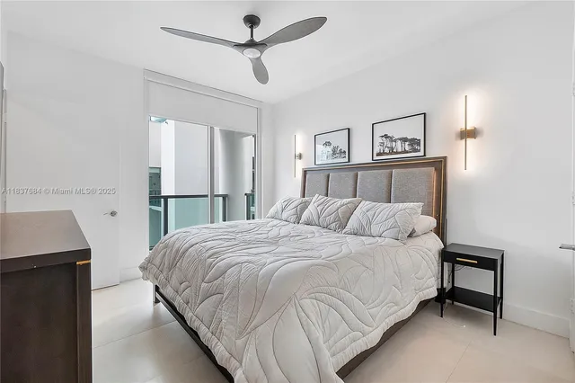 $3,500 | 6000 Collins Avenue, Unit 527, Miami Beach, FL 33140