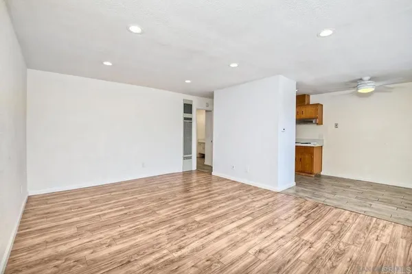 $299,000 | 540 Oakdale Lane, Unit A, El Cajon, CA 92021