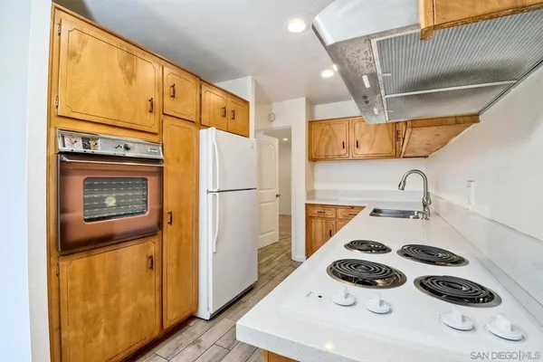 $299,000 | 540 Oakdale Lane, Unit A, El Cajon, CA 92021