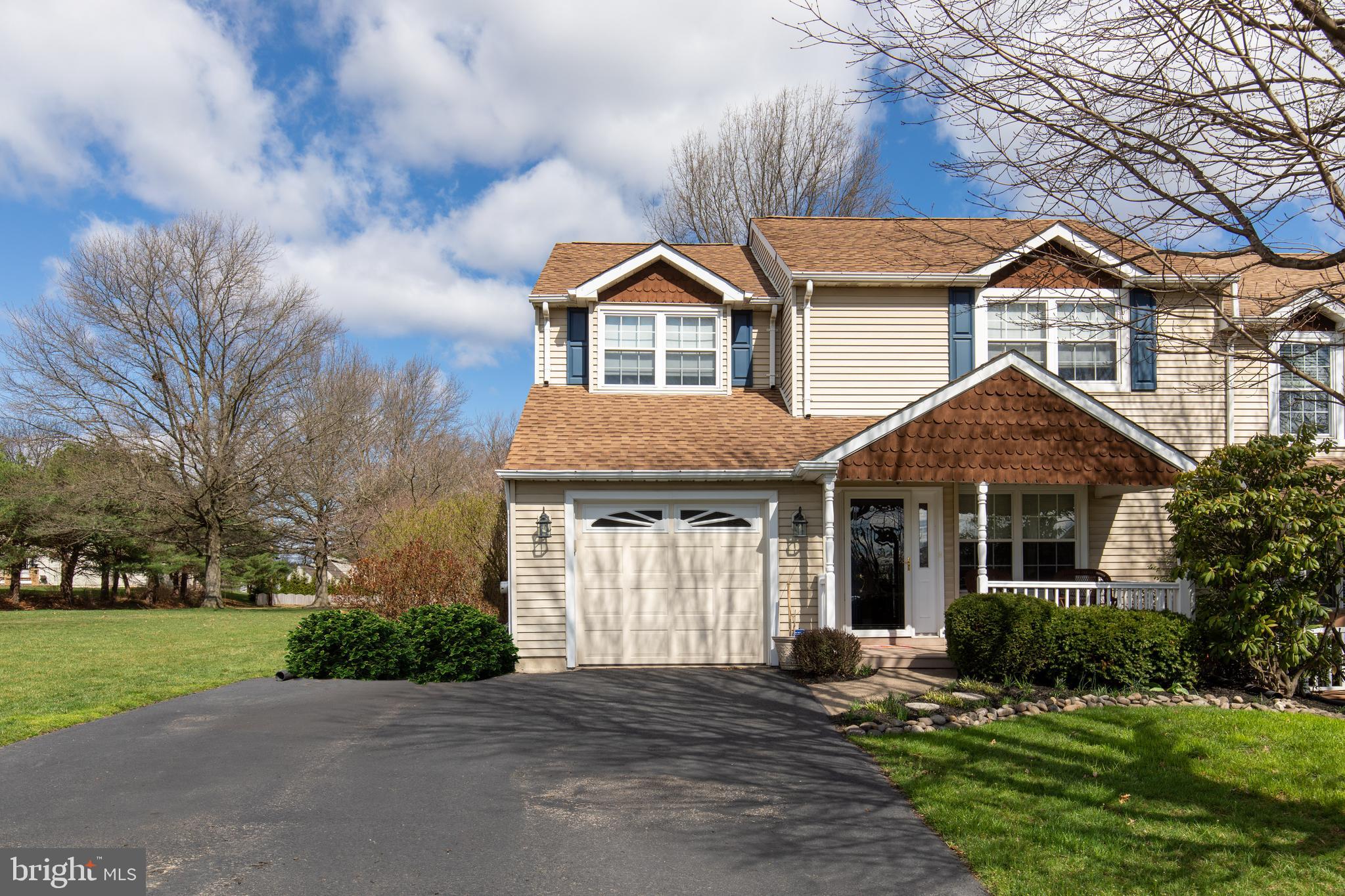 5 South Timber Road Southampton, PA 18966 - Photo 1 of 39 Gallery Image 1