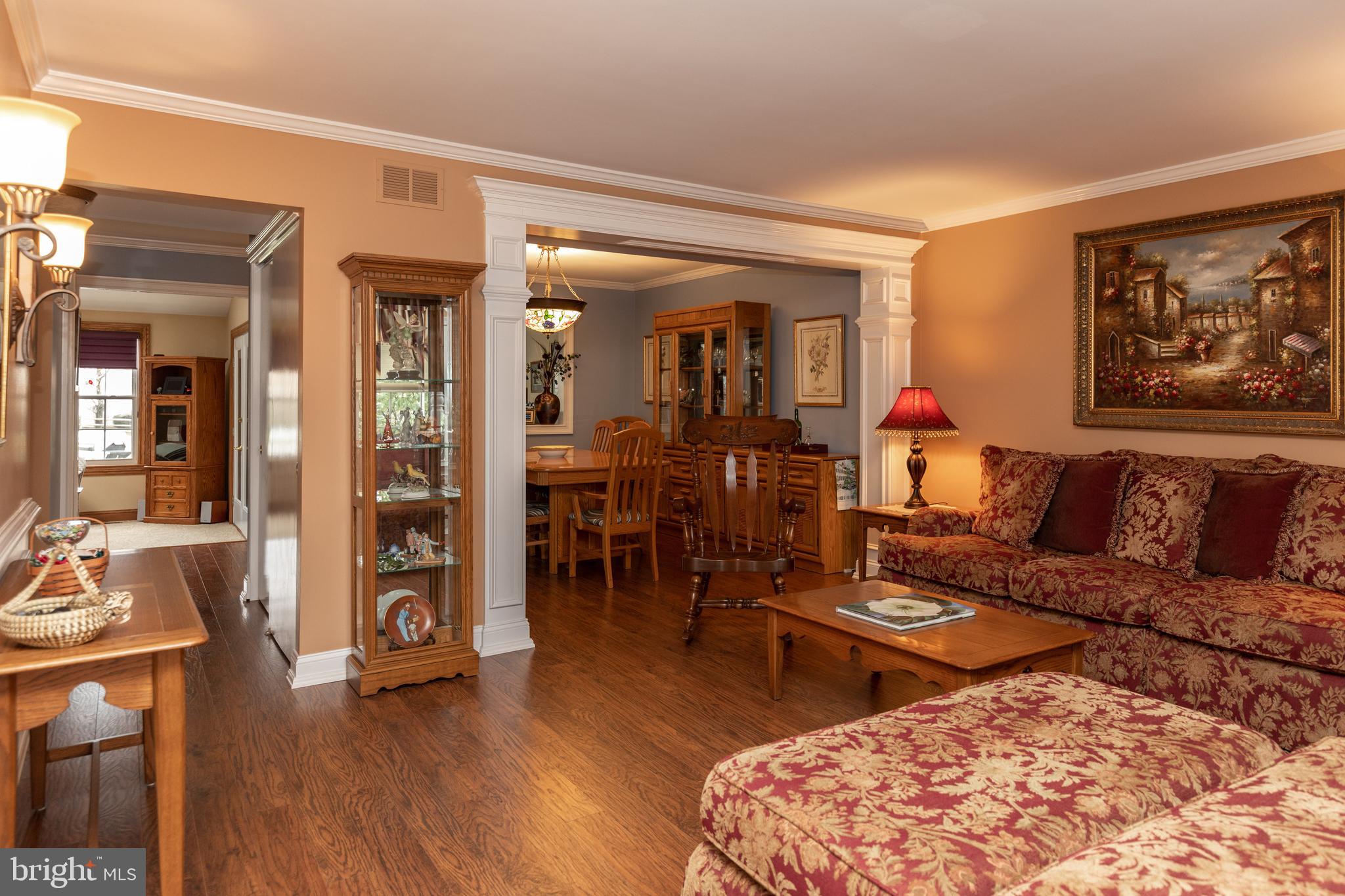5 South Timber Road Southampton, PA 18966 - Photo 4 of 39 Gallery Image 4