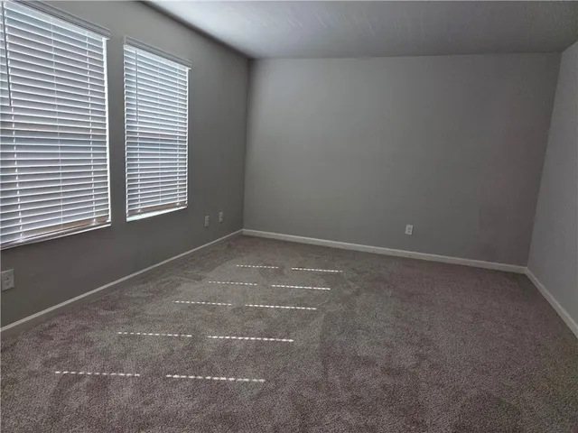 a view of empty room with window