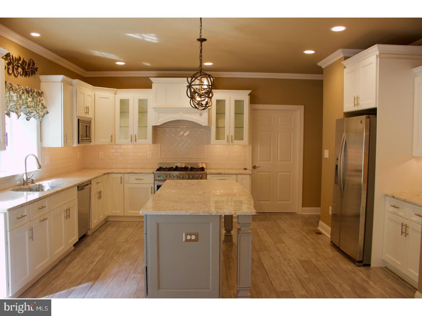 128 Jackson Road Medford, NJ 08055 - Photo 2 of 20 Kitchen
