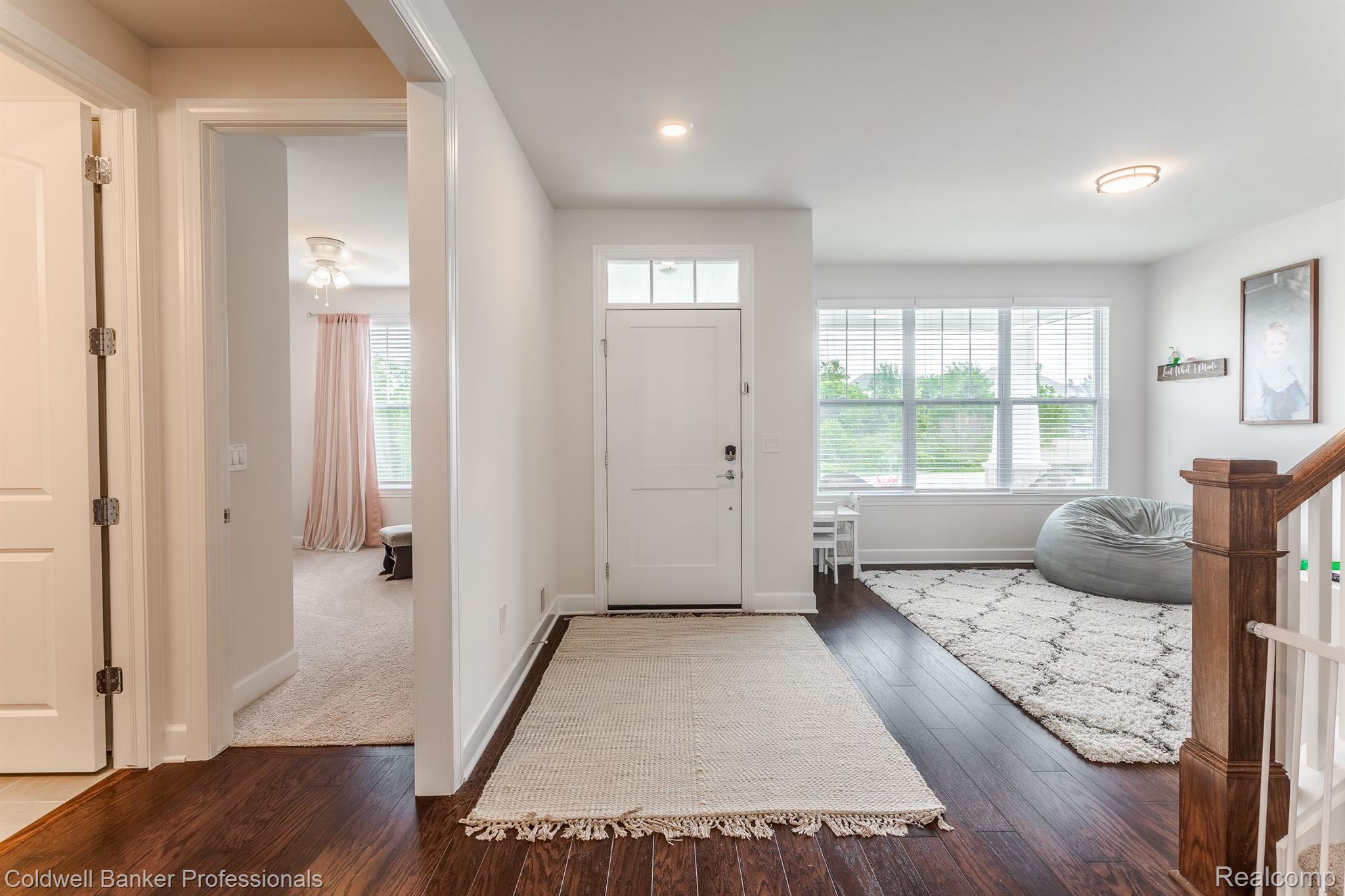24263 Oak Ridge Boulevard South Lyon, MI 48178 - Photo 6 of 40 Gallery Image 6