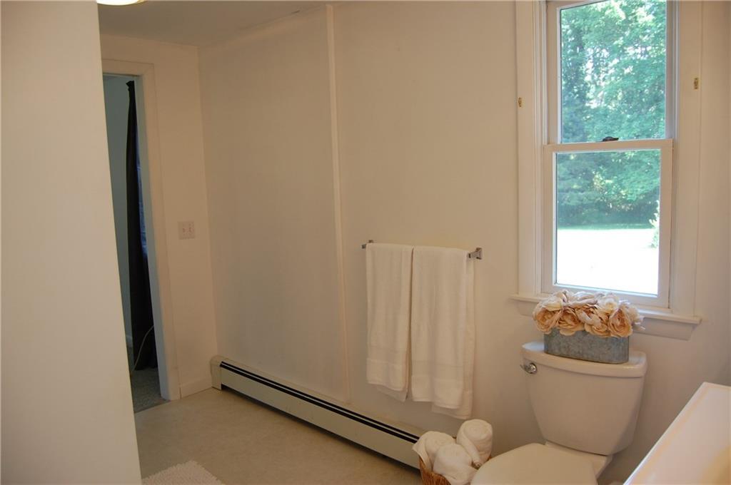 40 Brooklyn Heights Road Thomaston, ME 04861 - Photo 6 of 29 Another view of the bathroom looking...