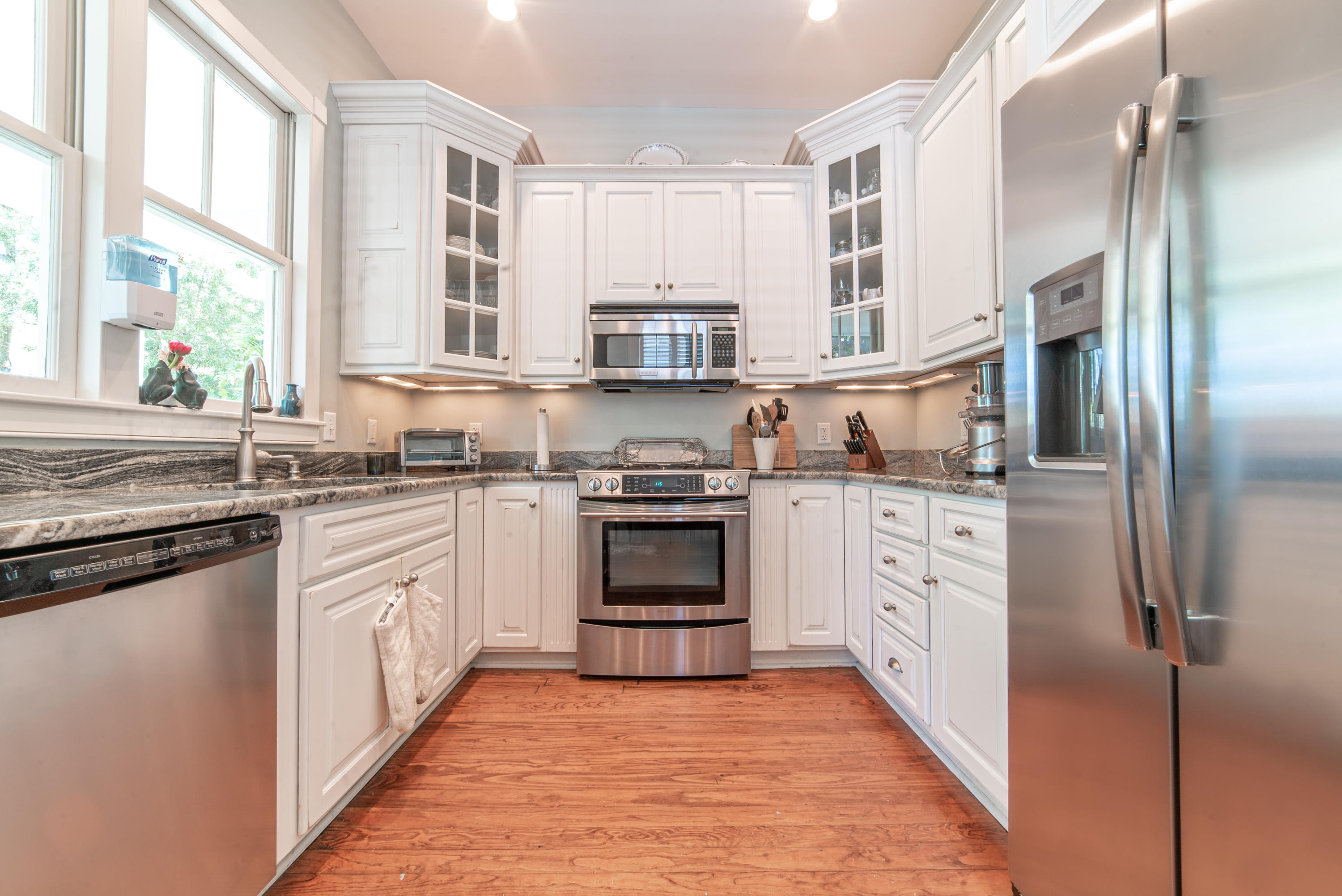 5 Rutledge Boulevard, Unit A Charleston, SC 29401 - Photo 9 of 22 Kitchen