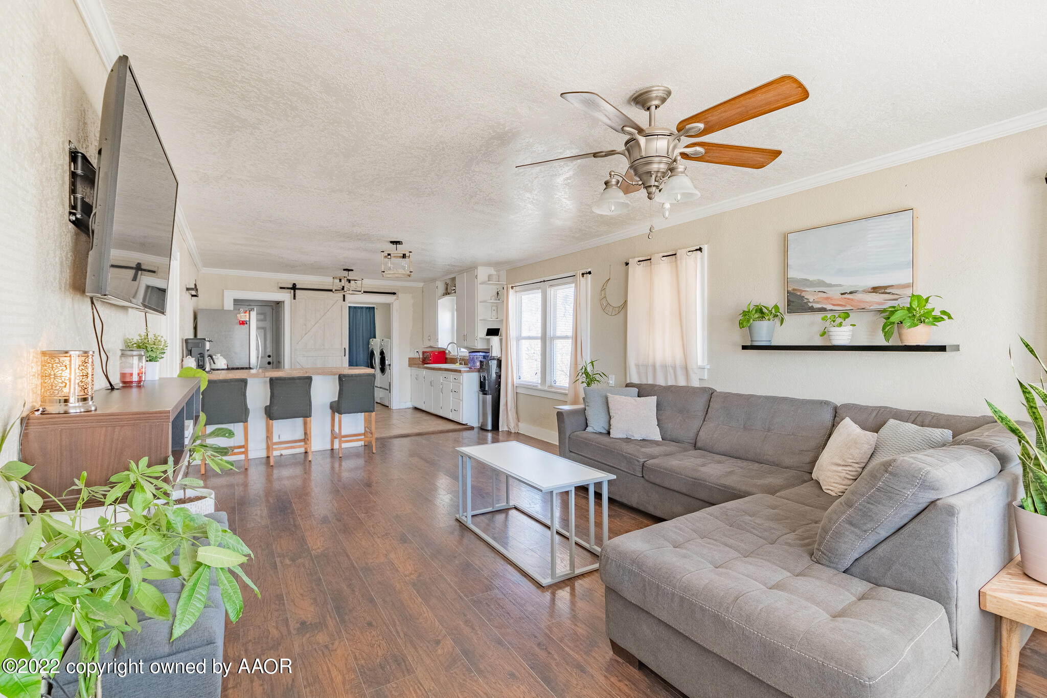 4108 Gables Street Amarillo, TX 79110 - Photo 5 of 17 living room 1