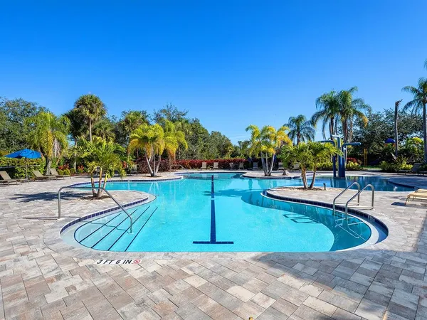 $745,000 | 8318 Planters Knoll Terrace, Bradenton, FL 34201