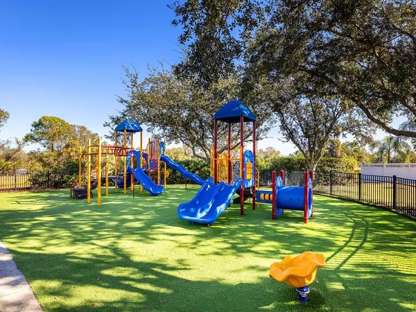 $745,000 | 8318 Planters Knoll Terrace, Bradenton, FL 34201