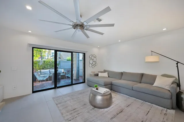 $465,000 | 2840 Sherwood Avenue, Unit A, Modesto, CA 95350