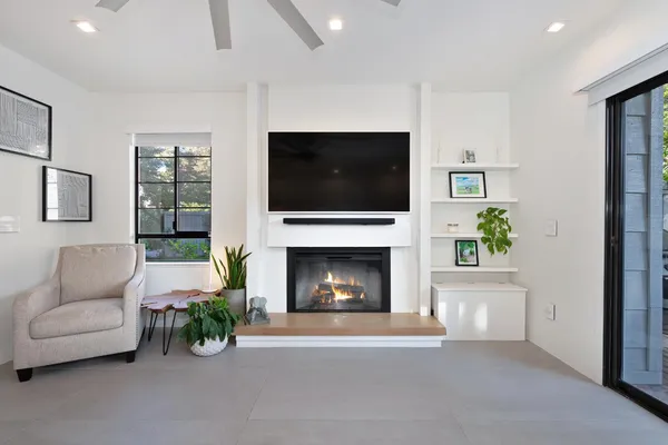 $435,000 | 2840 Sherwood Avenue, Unit A, Modesto, CA 95350
