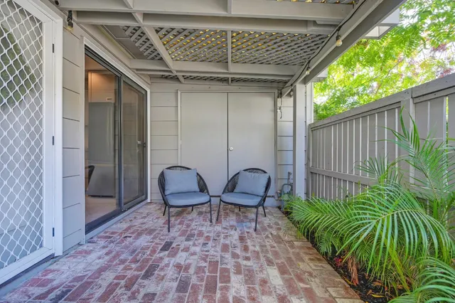 $465,000 | 2840 Sherwood Avenue, Unit A, Modesto, CA 95350