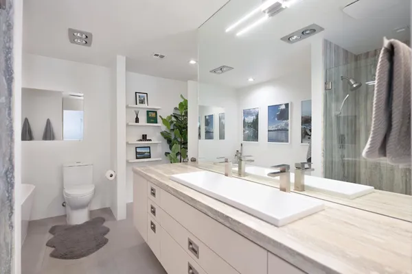 $435,000 | 2840 Sherwood Avenue, Unit A, Modesto, CA 95350