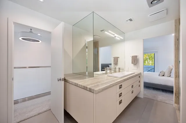 $465,000 | 2840 Sherwood Avenue, Unit A, Modesto, CA 95350