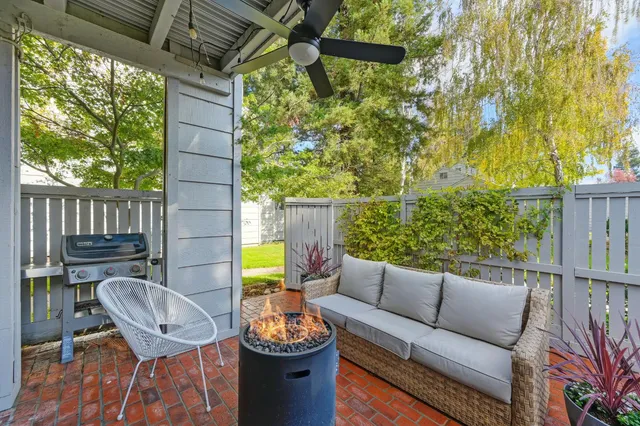 $465,000 | 2840 Sherwood Avenue, Unit A, Modesto, CA 95350