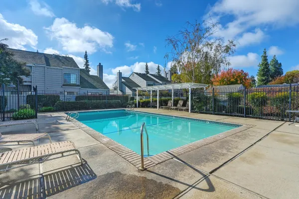 $435,000 | 2840 Sherwood Avenue, Unit A, Modesto, CA 95350