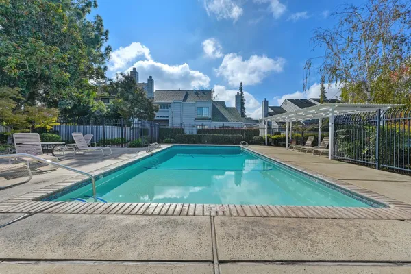 $435,000 | 2840 Sherwood Avenue, Unit A, Modesto, CA 95350