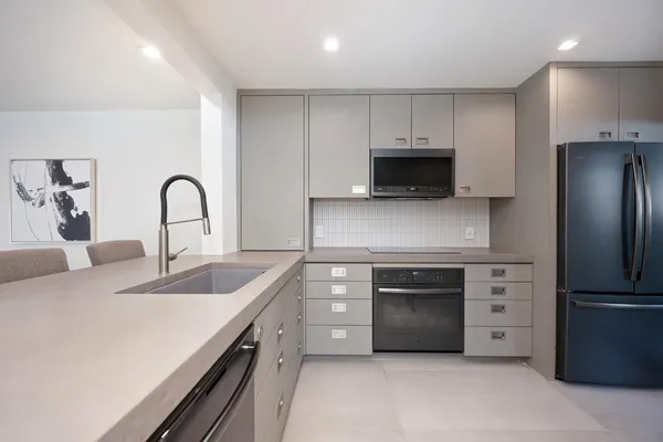 $435,000 | 2840 Sherwood Avenue, Unit A, Modesto, CA 95350