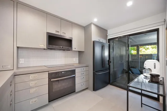 $465,000 | 2840 Sherwood Avenue, Unit A, Modesto, CA 95350