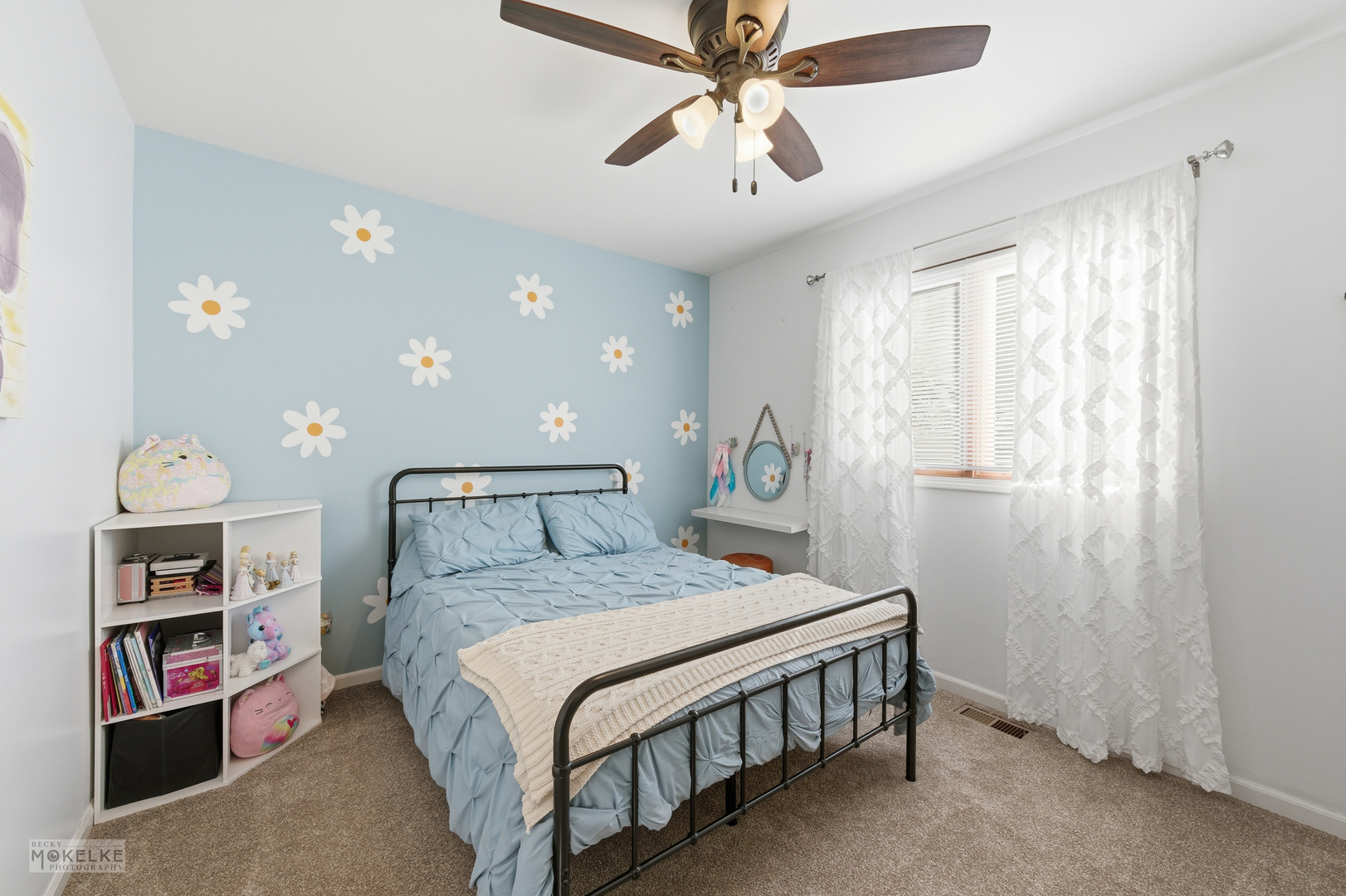 814 Edgewater Drive Minooka, IL 60447 - Photo 27 of 46 a bedroom with a bed garage and a window