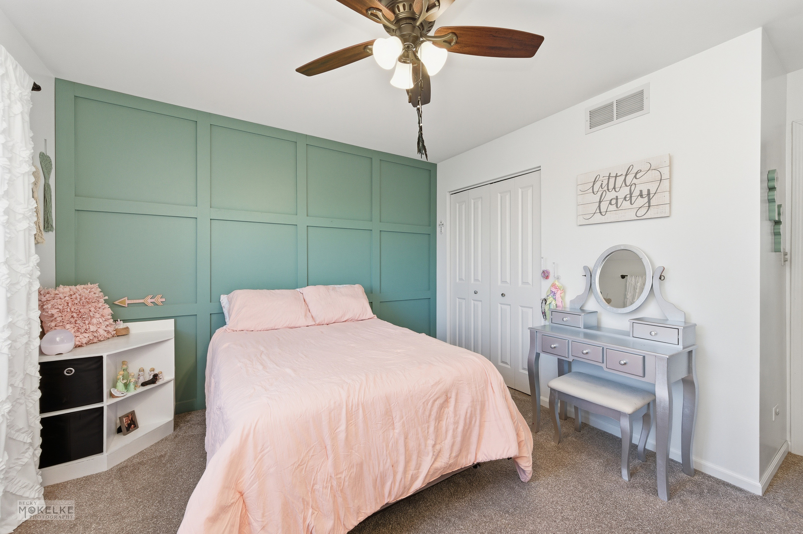 814 Edgewater Drive Minooka, IL 60447 - Photo 31 of 46 a bedroom with a bed a desk and chair