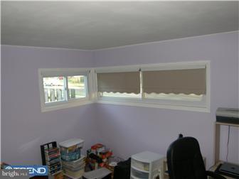 52 Middle Road Levittown, PA 19056 - Photo 7 of 12 Gallery Image 7