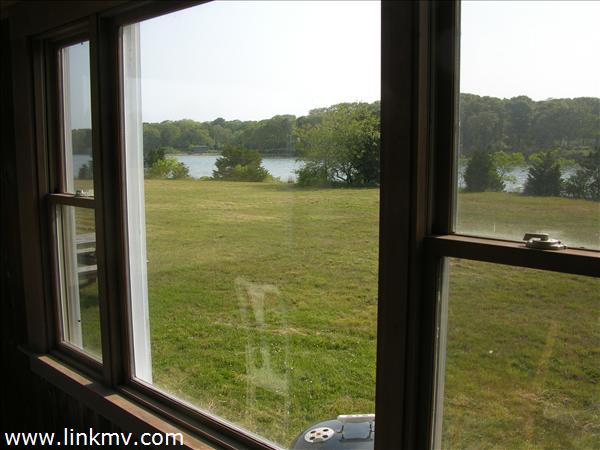 143 Pond View Farm Road West Tisbury, MA 02568 - Photo 12 of 16 http://d1qzqeyxiitrap.cloudfront.net/photos/22759/600/39739407.jpg