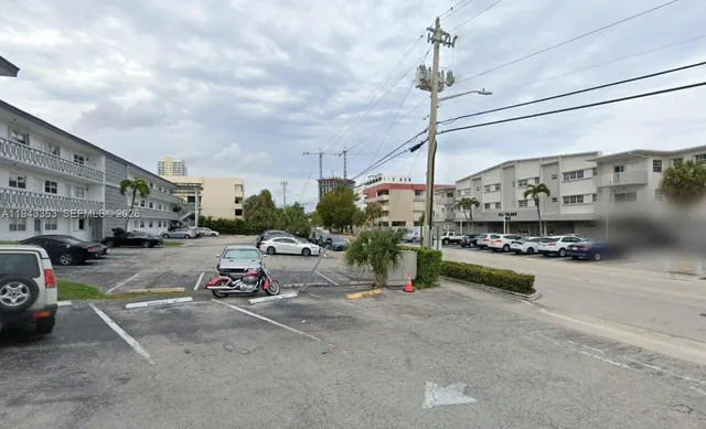 $2,100 | 455 Golden Isles Drive, Unit 107, Hallandale Beach, FL 33009
