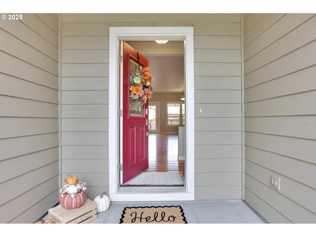 a view of a entryway door of the house
