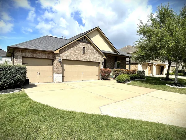 $419,900 | 738 Somerset Landing Lane, League City, TX 77573