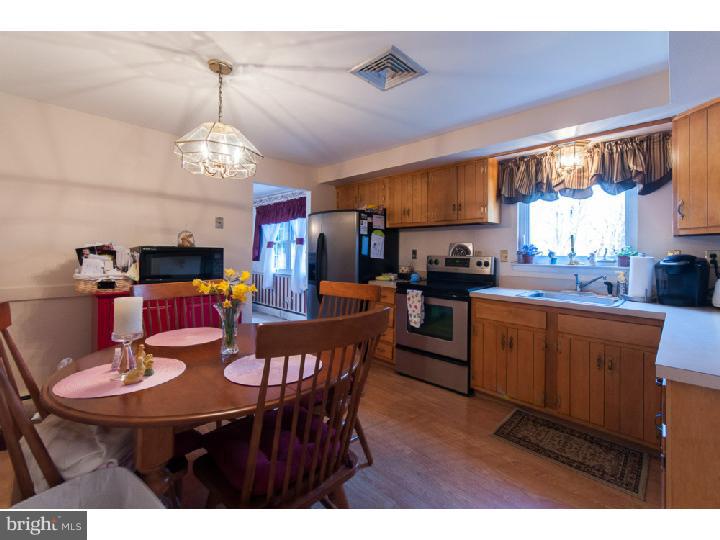 471 Hillendale Road Media, PA 19063 - Photo 11 of 25 Kitchen