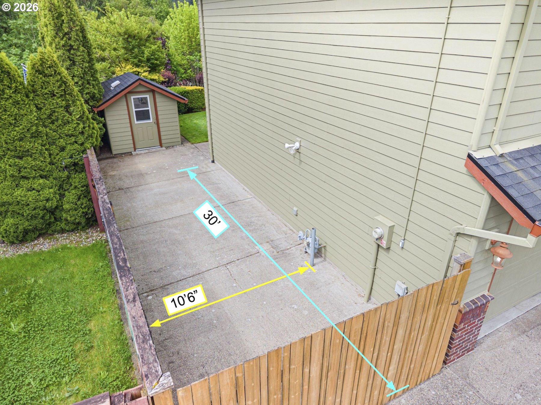366 Southwest 37th Circle Gresham, OR 97080 - Photo 37 of 47 a view of outdoor space and yard from a balcony