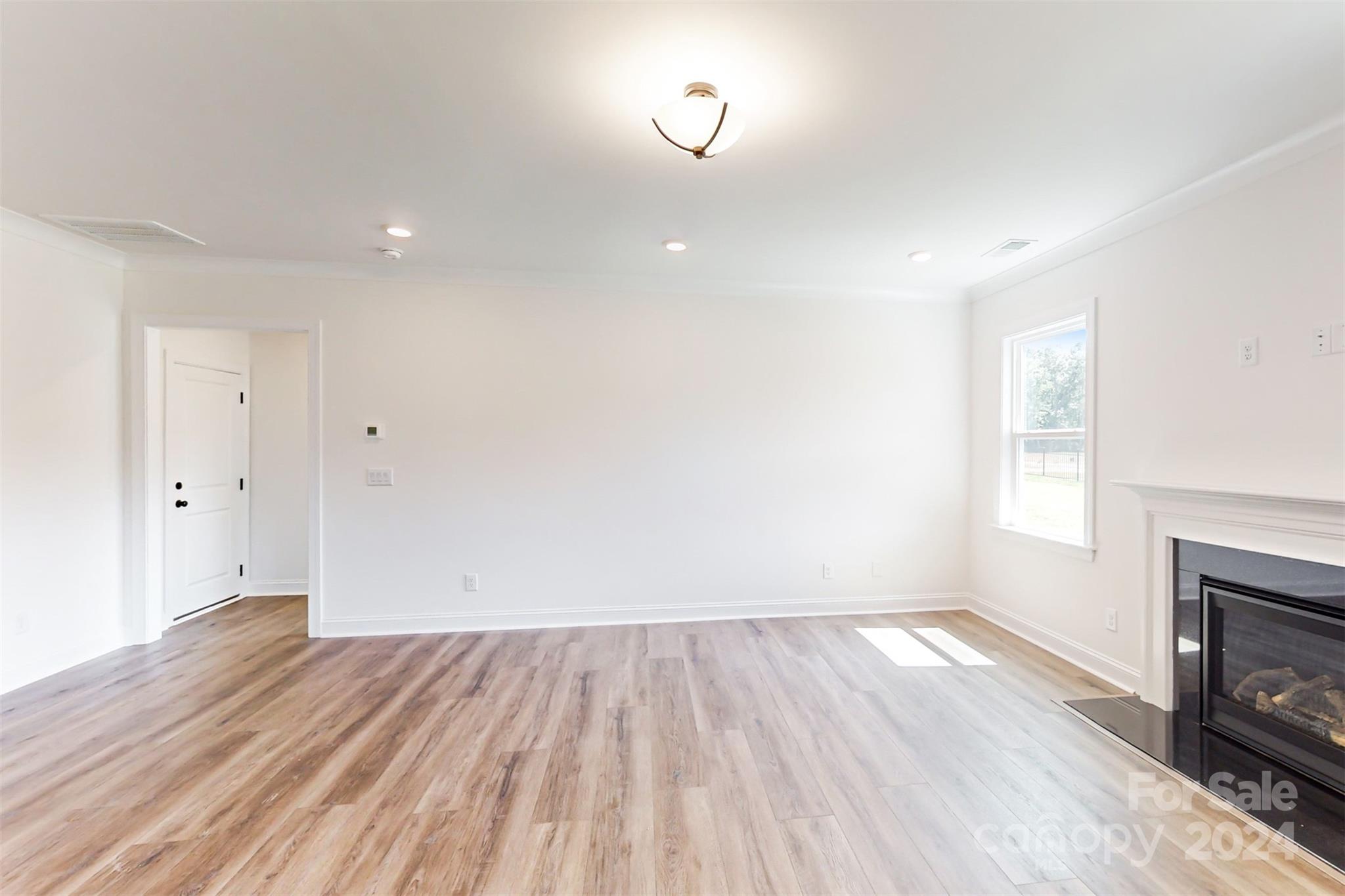 11128 Lochmere Road Charlotte, NC 28278 - Photo 9 of 20 Gallery Image 9