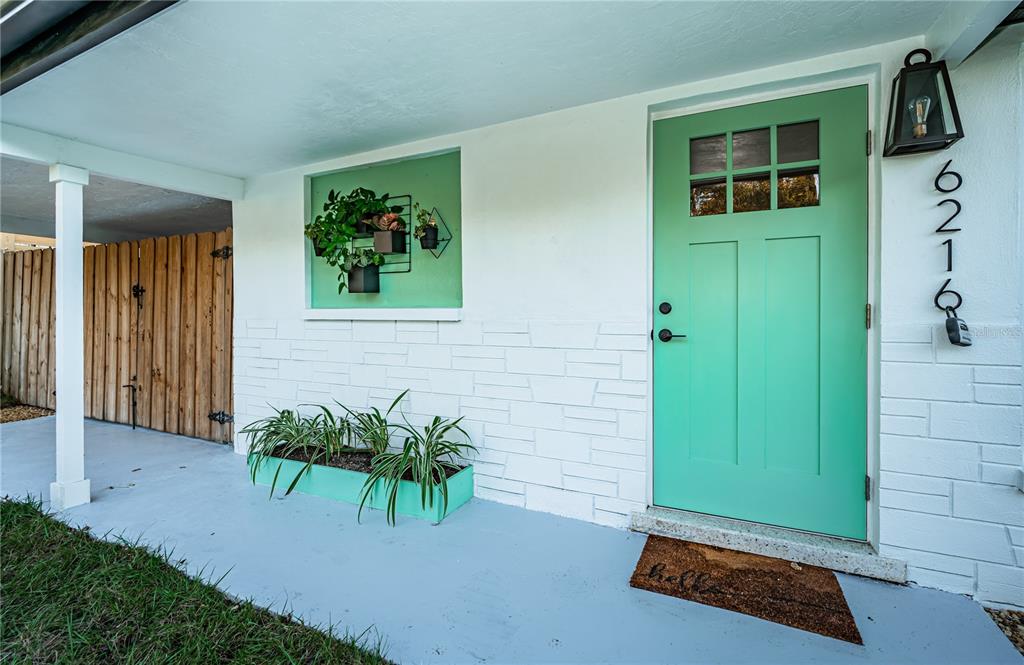 6216 Central Avenue New Port Richey, FL 34653 - Photo 3 of 78 Front Door