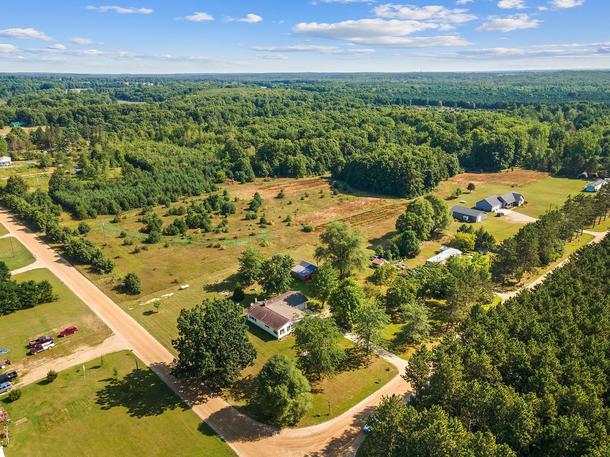 4017 East Pakes Road Stanton, MI 48888 - Photo 11 of 27 13-web-or-mls-DJI_0996
