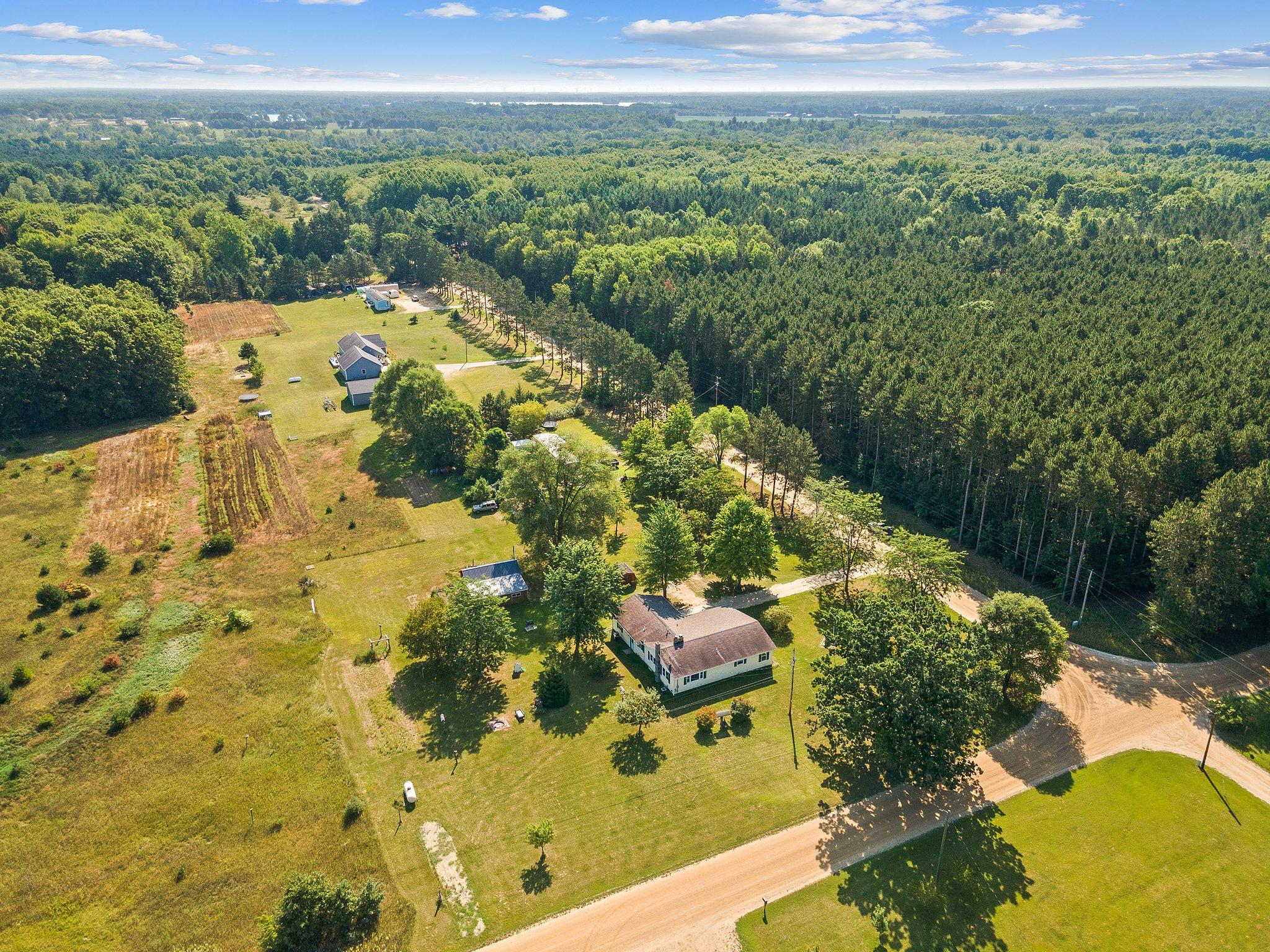 4017 East Pakes Road Stanton, MI 48888 - Photo 12 of 27 14-web-or-mls-DJI_0997