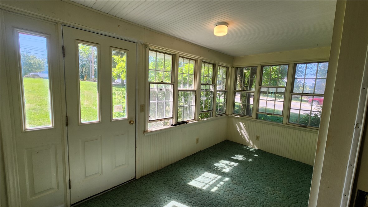 1128 Ridge Road Webster, NY 14580 - Photo 5 of 39