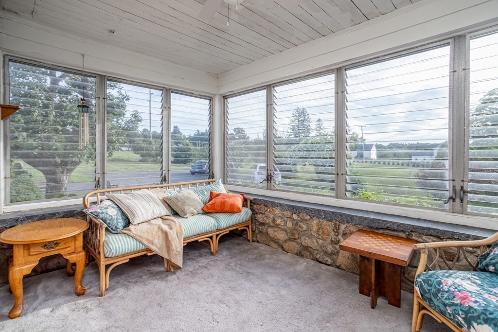 729 Northfield Road Lunenburg, MA 01462 - Photo 8 of 42 Gallery Image 8