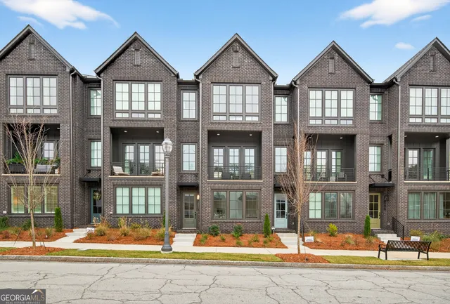 $695,000 | 2641 Mackintosh Court, Brookhaven, GA 30319