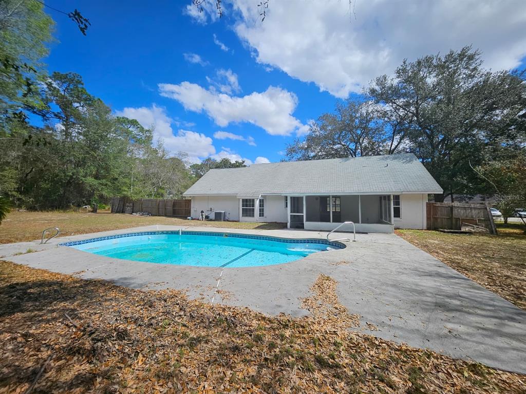 4 Cedar Trace Way Ocala, FL 34472 - Photo 15 of 36 a view of pool with umbrella