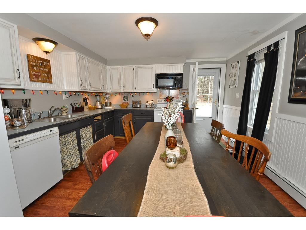 95 Red Eagle Brook Road Conway, NH 03818 - Photo 13 of 29