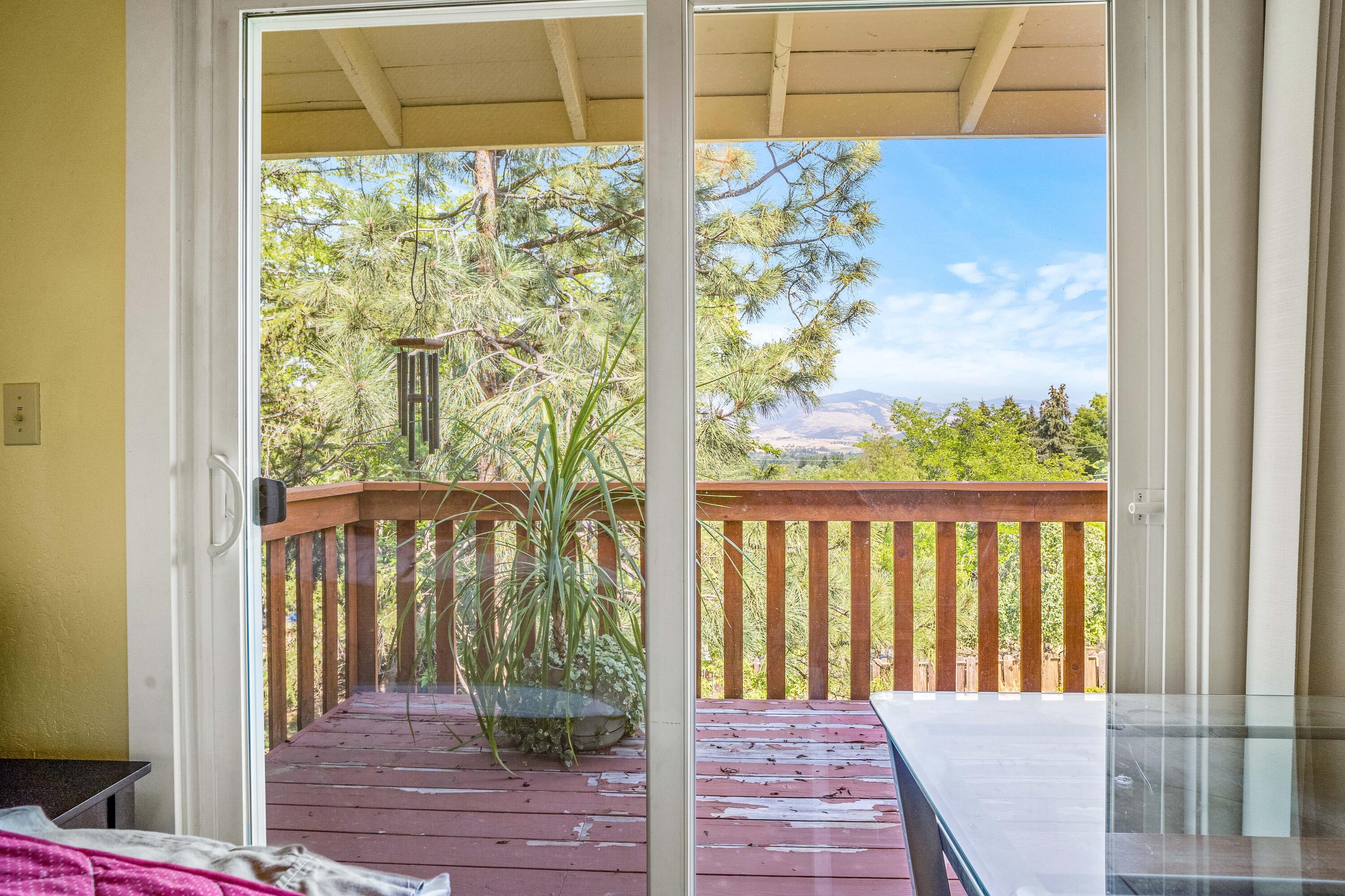 516 Maple Way Ashland, OR 97520 - Photo 17 of 23 Maple Way-17