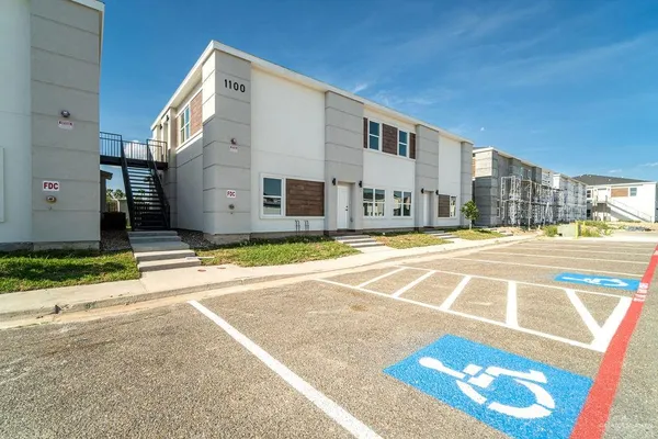 $1,150 | 901 East Yuma Avenue, McAllen, TX 78503