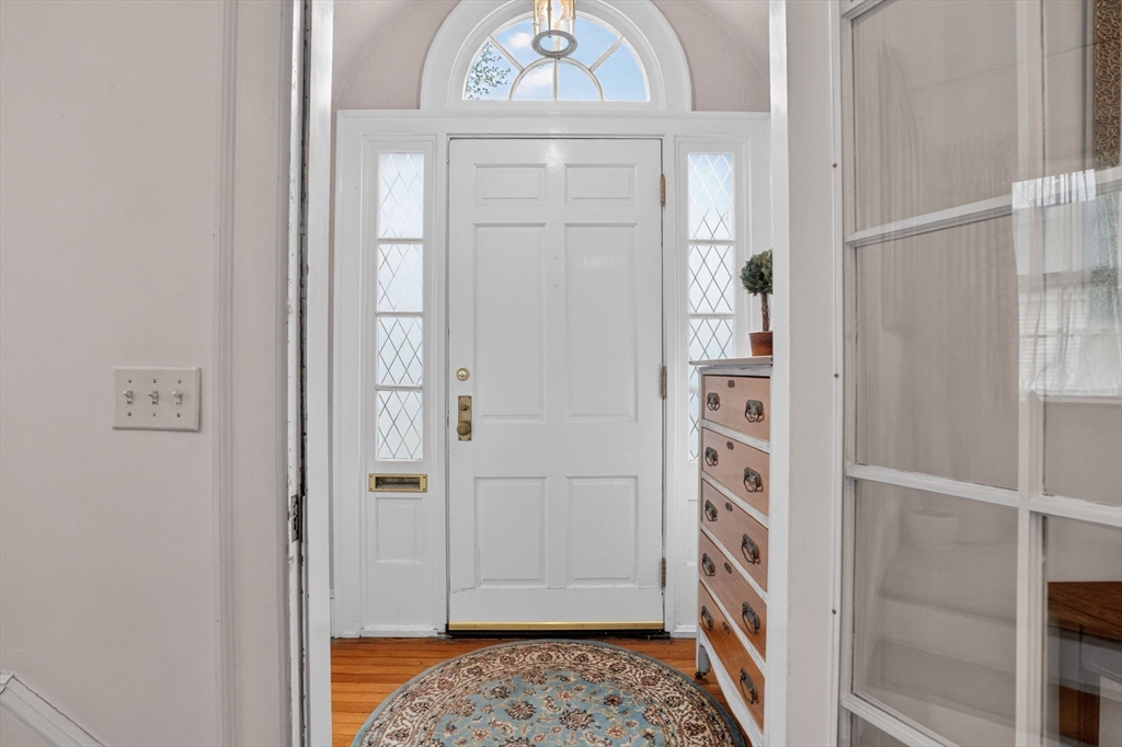 642 Worcester Street Wellesley, MA 02482 - Photo 1 of 34