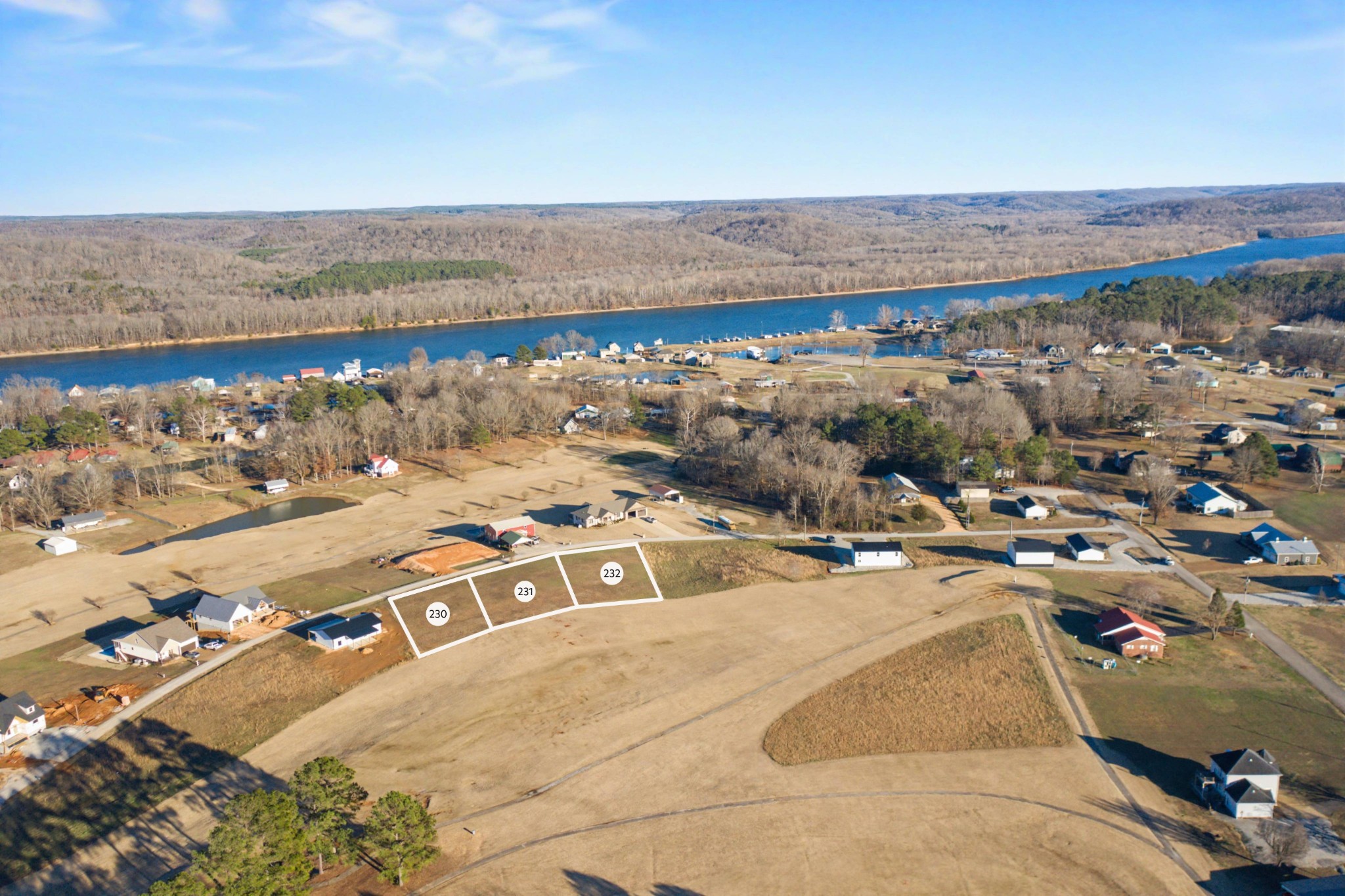 0 Rest Lane Decaturville, TN 38329 - Photo 6 of 17 a view of city and ocean