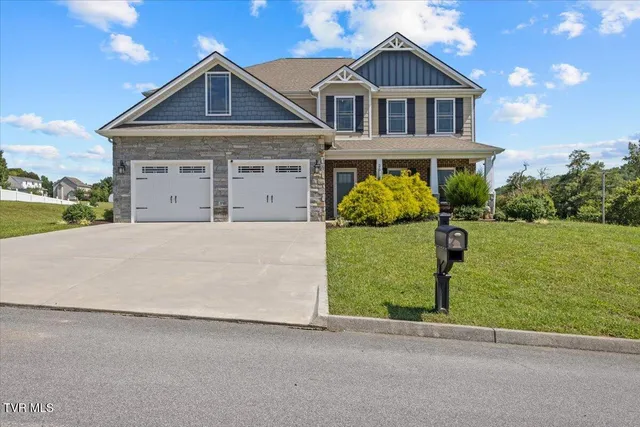 $849,000 | 26 Bethesda Place, Piney Flats, TN 37686